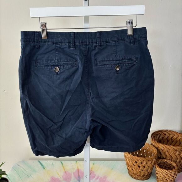 Men's Navy Blue Shorts men’s size 30 with 7” inseam navy flat front shorts - Picture 4 of 5